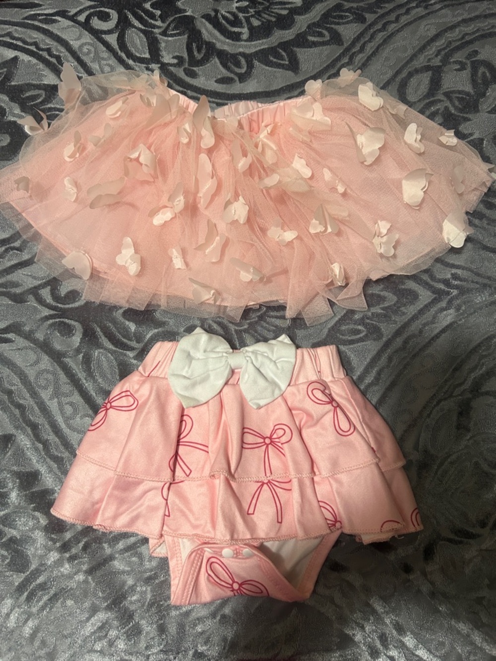 SHEIN Light Pink Infant Skirt Set with Bow Detail